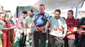 Wali Kota Bekasi Resmikan Taman Bermain Ramah Anak di Teluk Pucung
